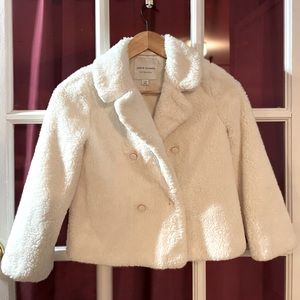 Like new Janie & Jack Marshmallow Sherpa jacket. Size: 7-8. Final sale.